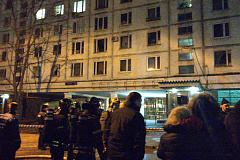 На пожаре в ЗАО спасли 17 человек
